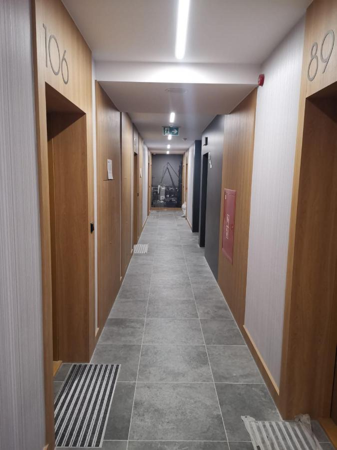 Apartament Walowa Shipyard กดัญสก์ ภายนอก รูปภาพ