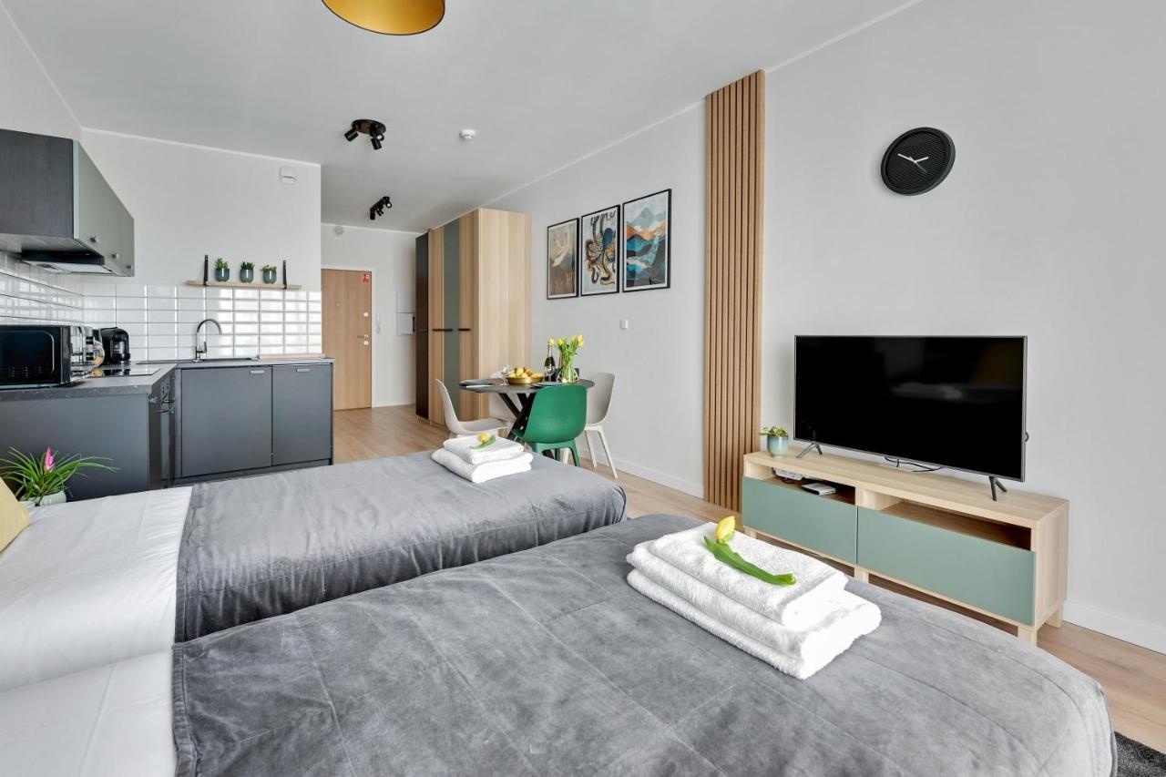 Apartament Walowa Shipyard กดัญสก์ ภายนอก รูปภาพ